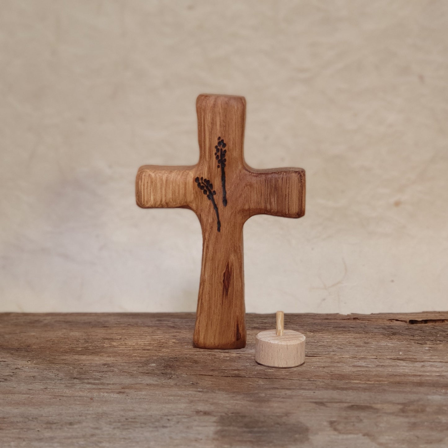 Kreuz geölt ca 8cm mit / ohne Gravur