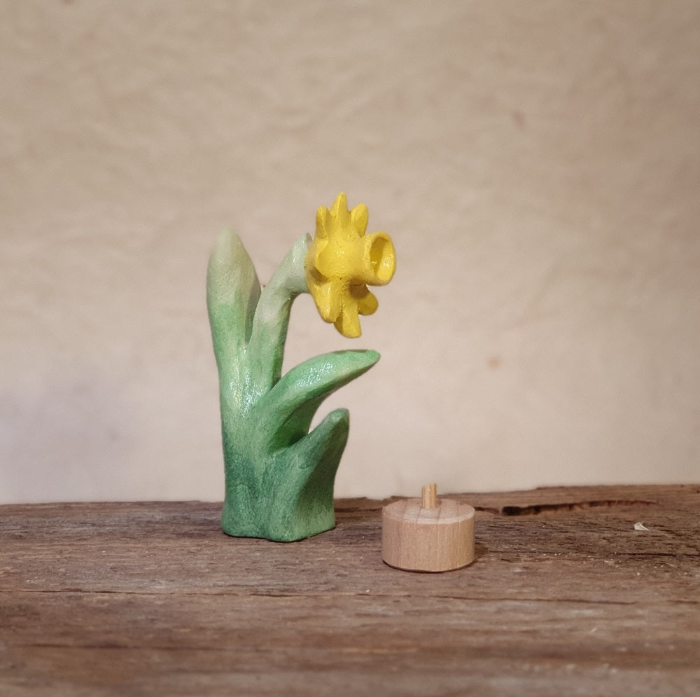 Blumenstecker Frühling ca 6,5cm bemalt