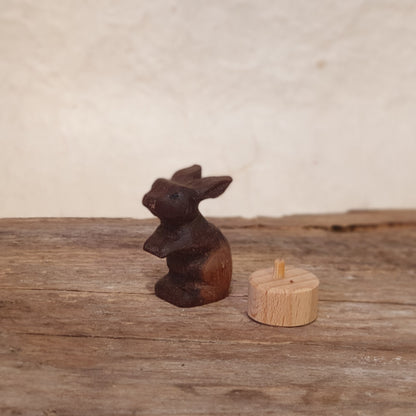 Hase geölt ca 3cm Steckerfigur